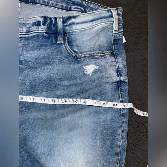 Lane Bryant Women’s 26 Distressed Skinny Jeans Medium Wash Stretch Denim - Picture 3 of 7